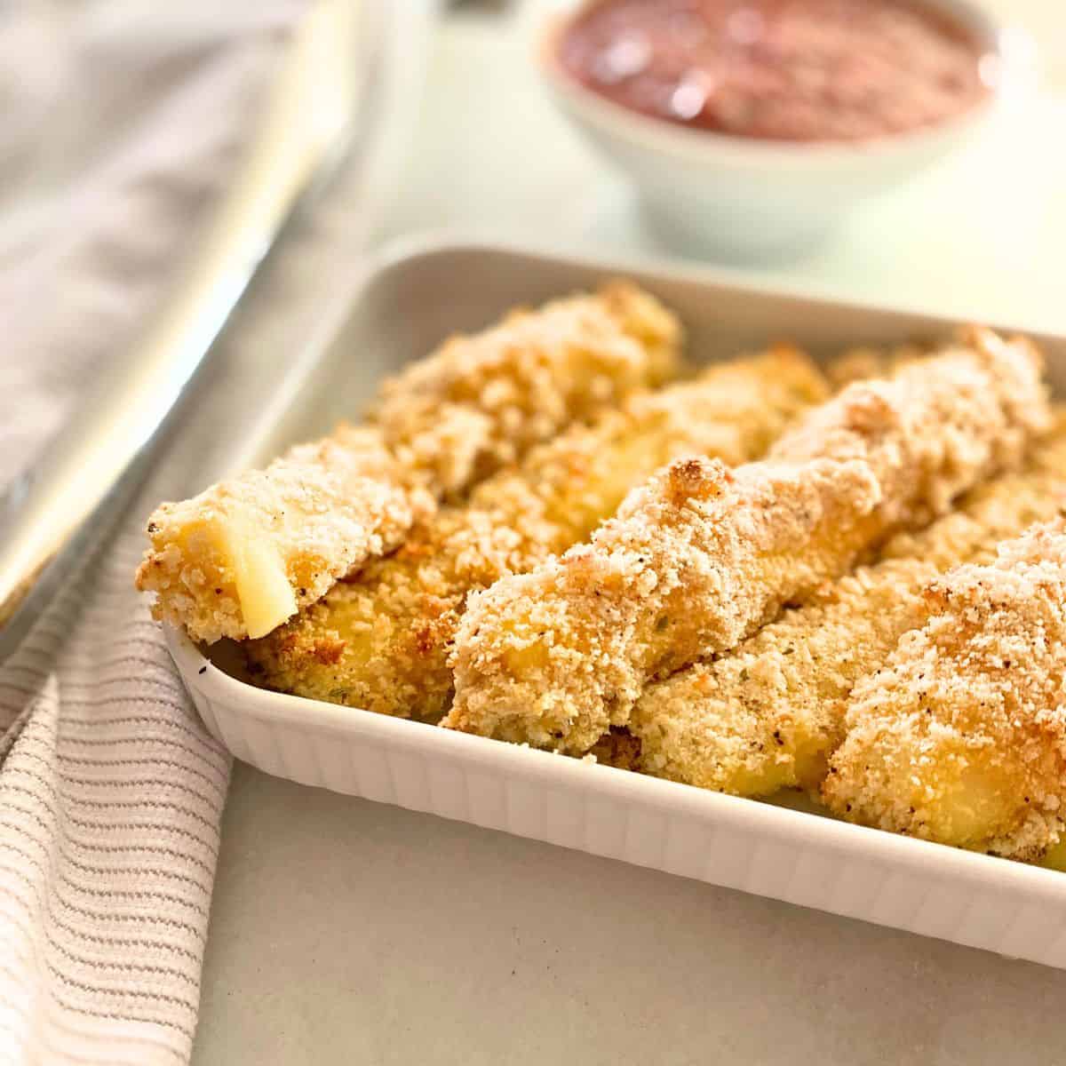 baked mozzarella cheese sticks