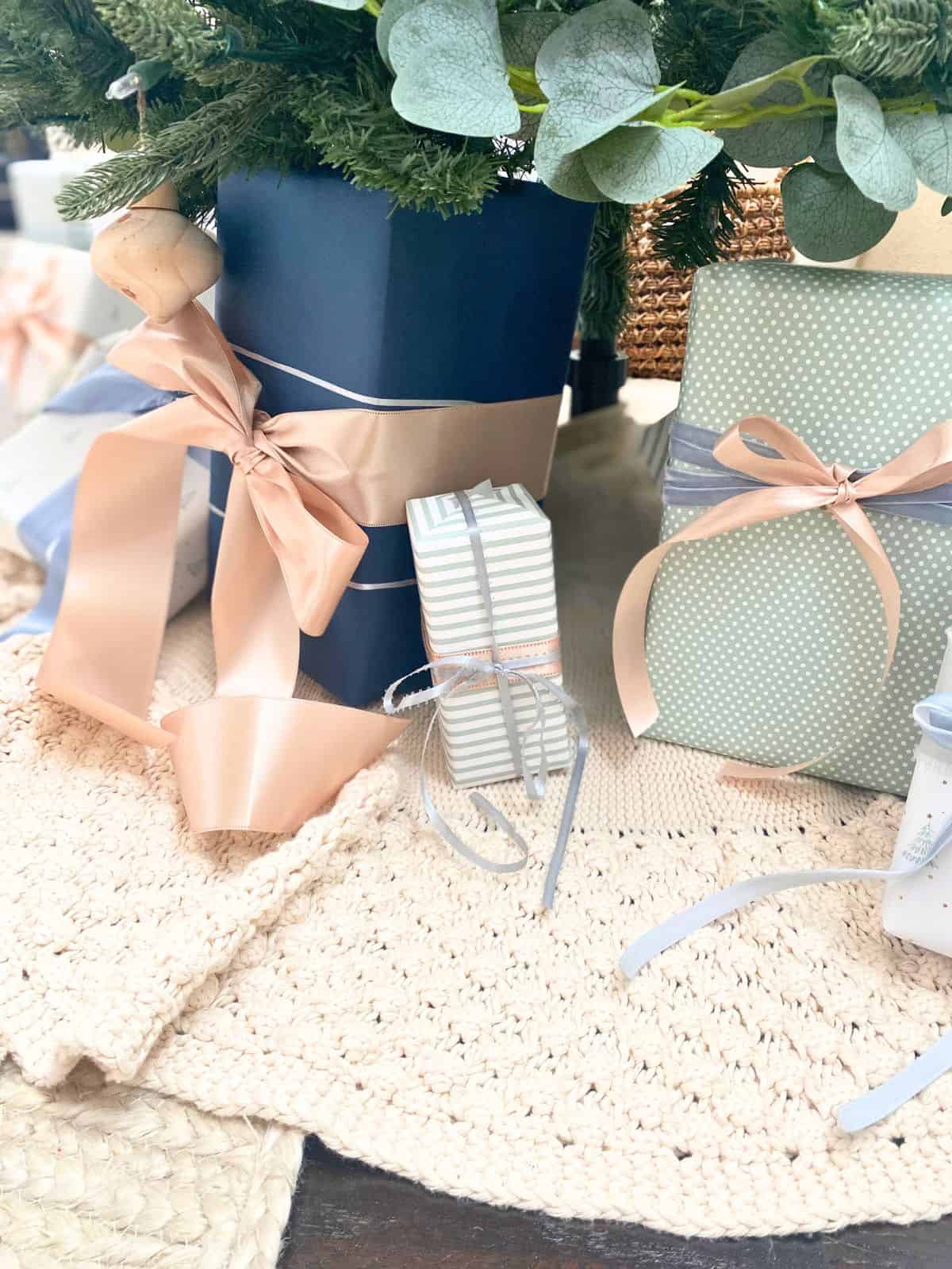 navy, white and polka dot gifts