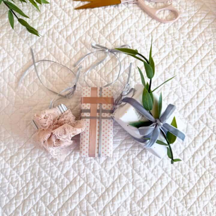diy tiny christmas present ornaments