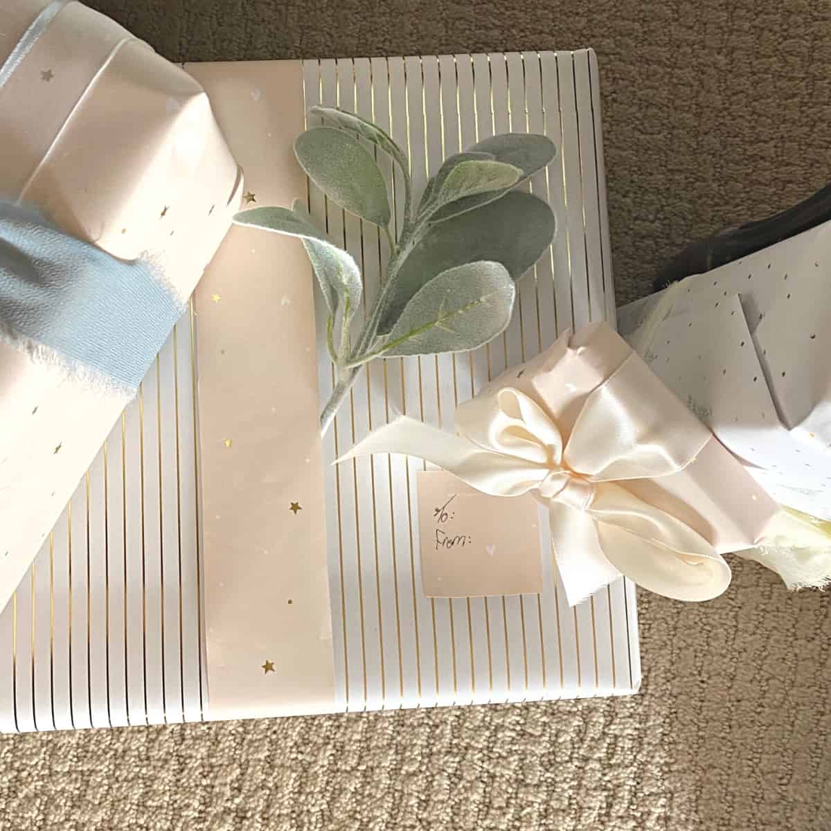 https://morningtonlane.com/wp-content/uploads/gift-wrap-ideas-gift-tag-2.jpg