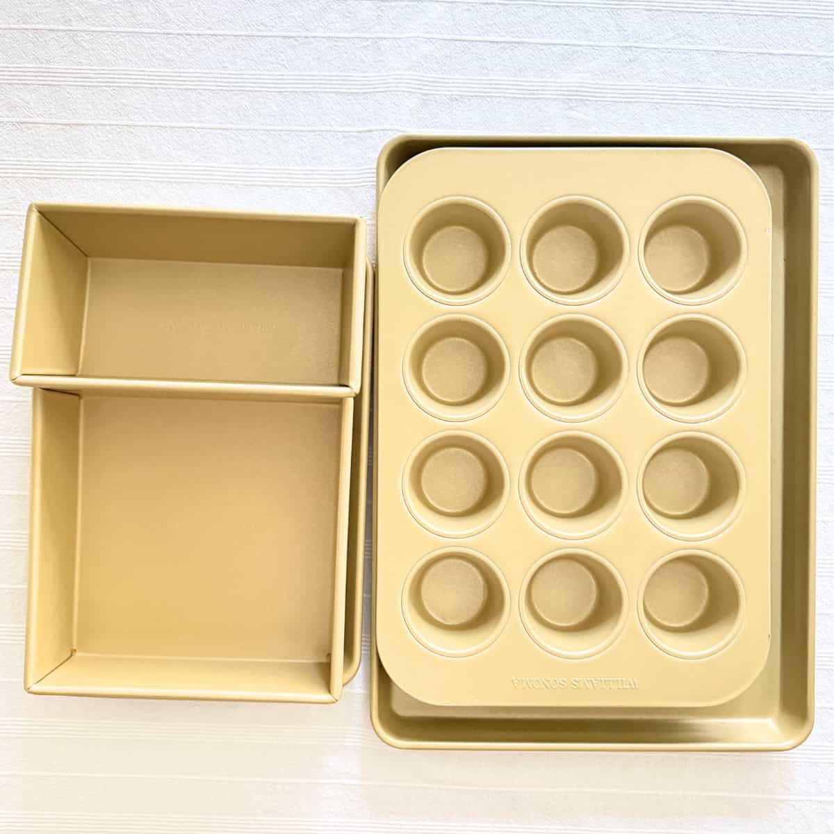 gold touch baking sheet set