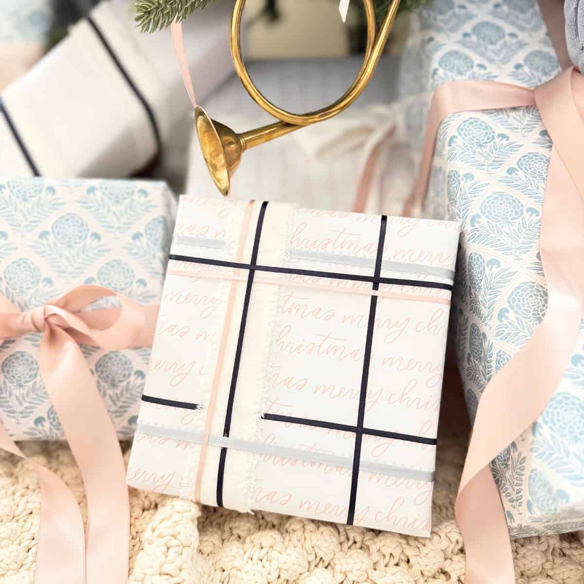 plaid ribbon pattern on a christmas present