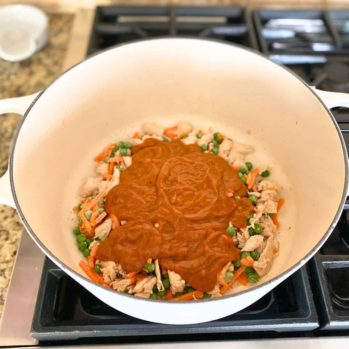 cooked chicken with tikka masala sauce
