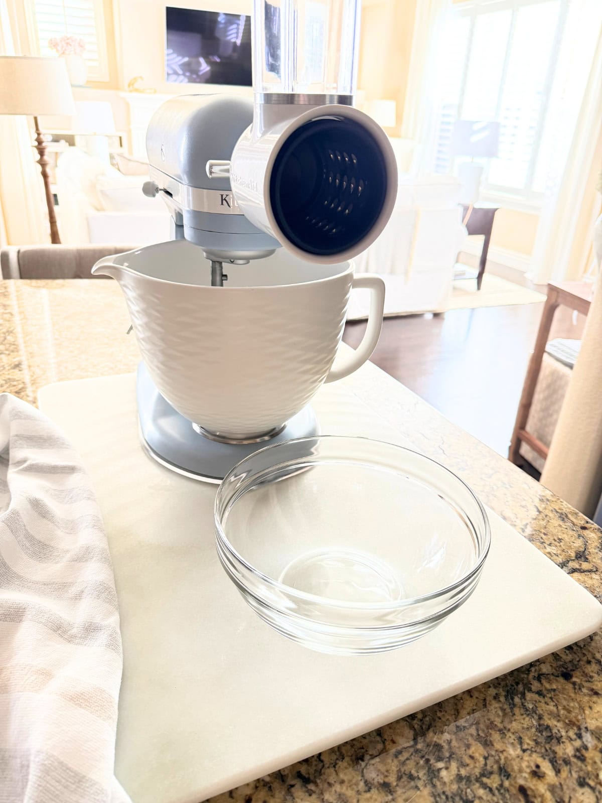 kitchenaid stand mixer with shredder attachment connected