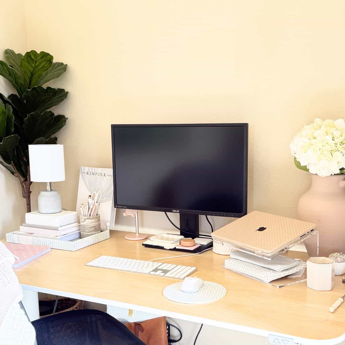 small home office setup