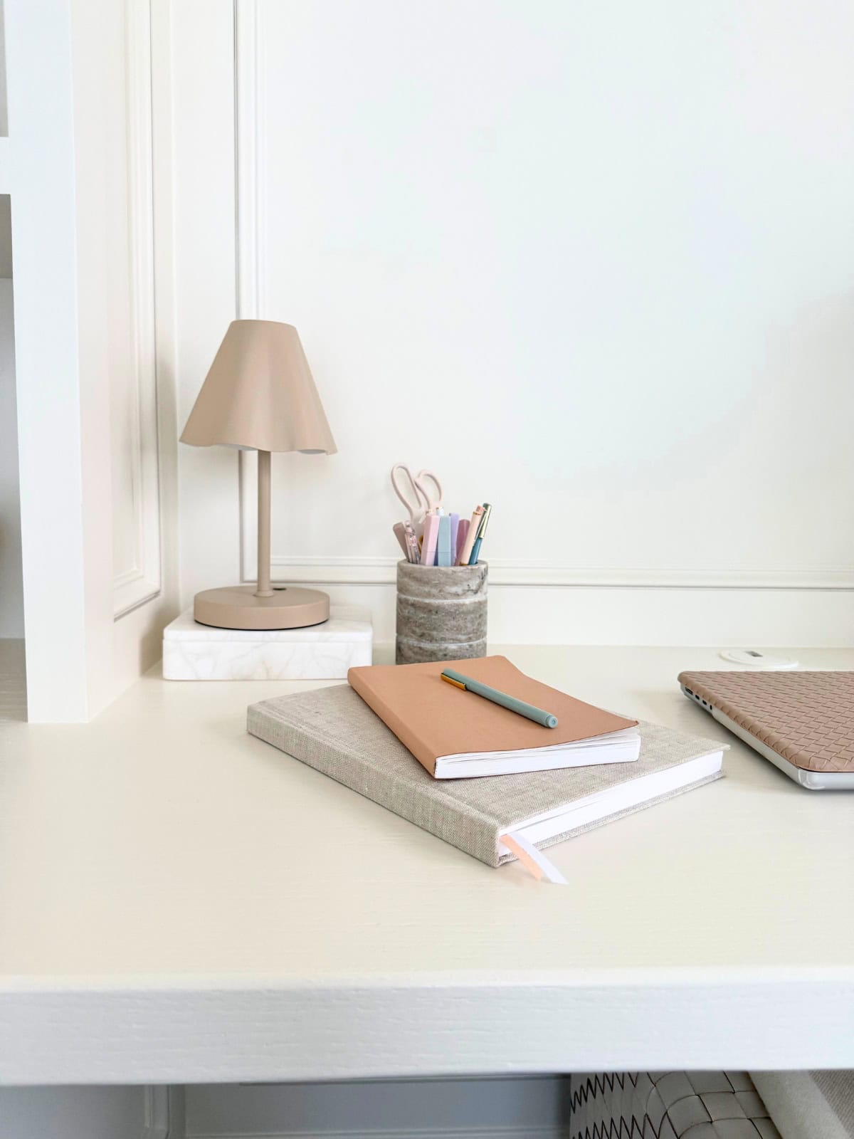 white built-in desk trim detail